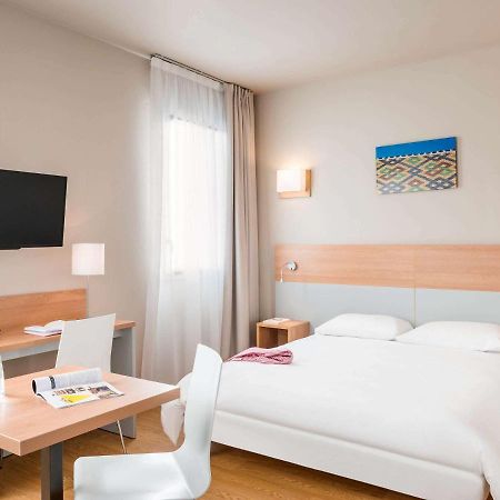 Aparthotel Adagio Access Dijon Republique Exterior photo