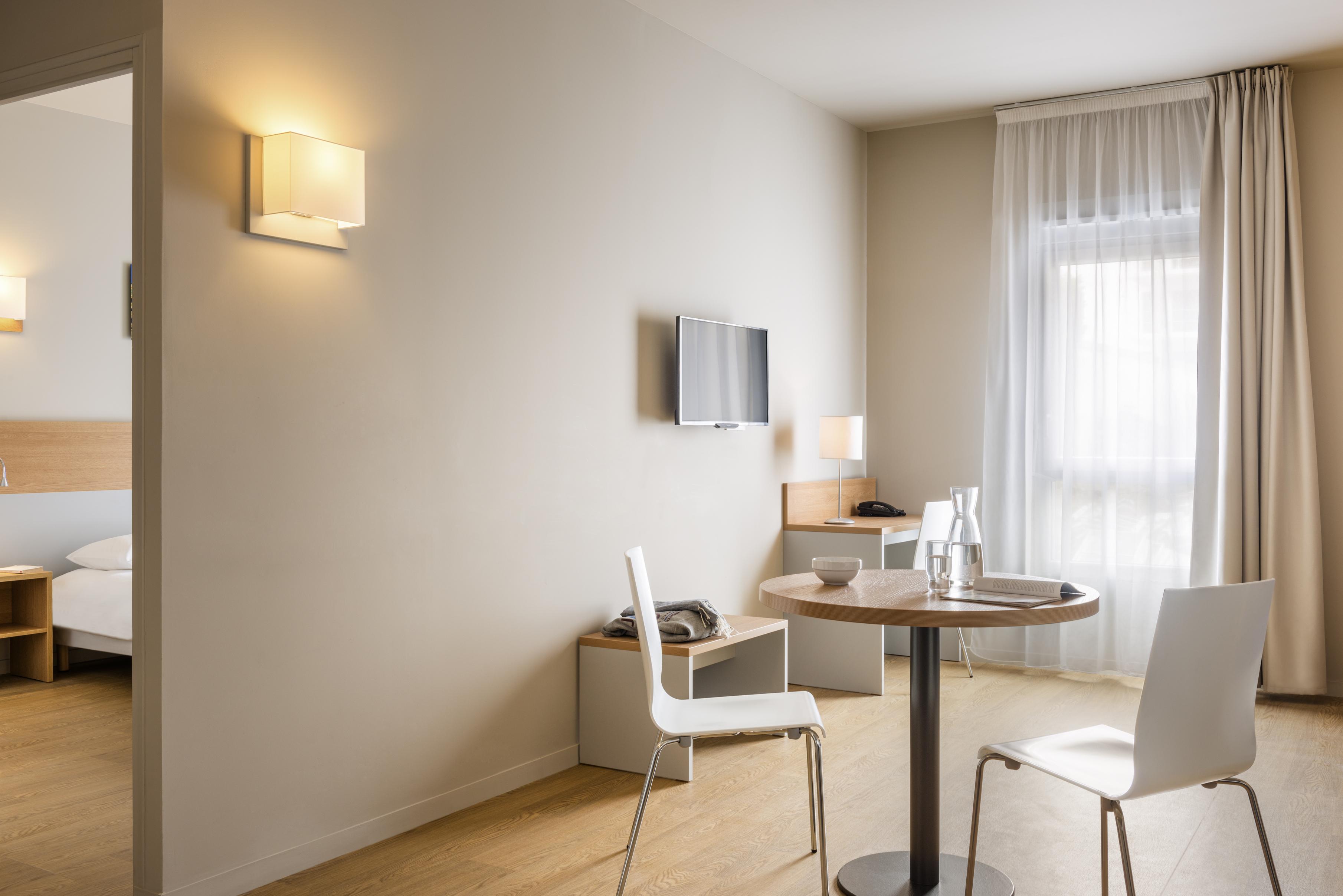 Aparthotel Adagio Access Dijon Republique Exterior photo